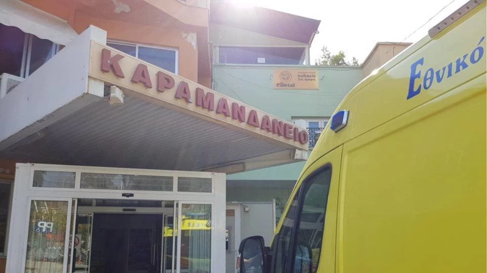 Παραλίγο τραγωδία στην Πάτρα: Καγκελόπορτα σε παιδική χαρά έπεσε σε 7χρονο αγοράκι